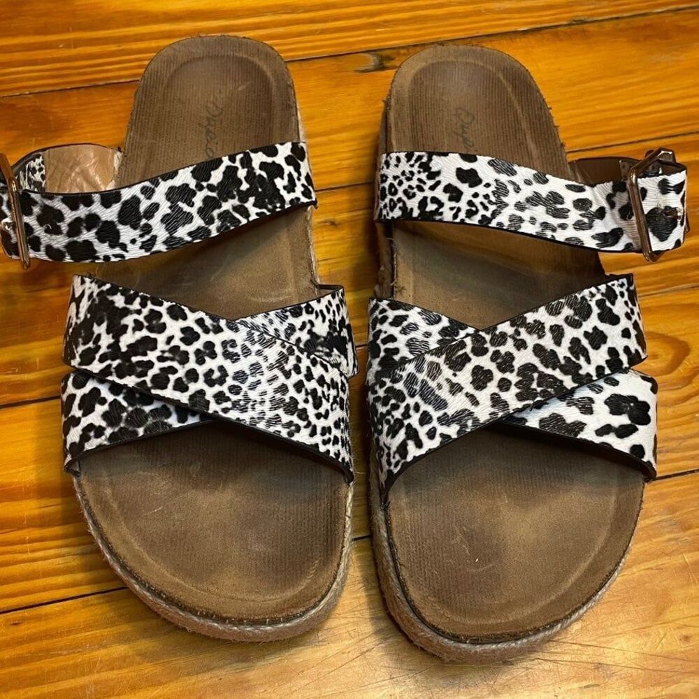 Qupid Sandals Size‎ 8
